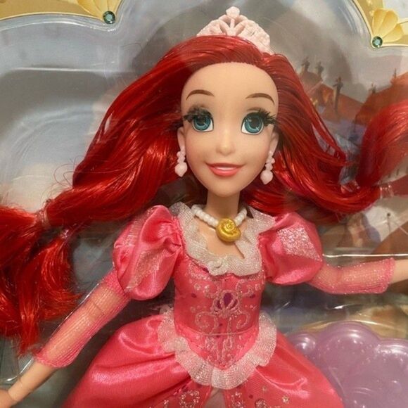 Disney Princess Royal Collection Deluxe Ariel Fashion Doll Hasbro NIB - Picture 4 of 9